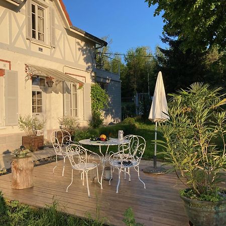 "Aux Chants Des Oiseaux" Domaine De La Renardiere Les Grandes-Loges Экстерьер фото